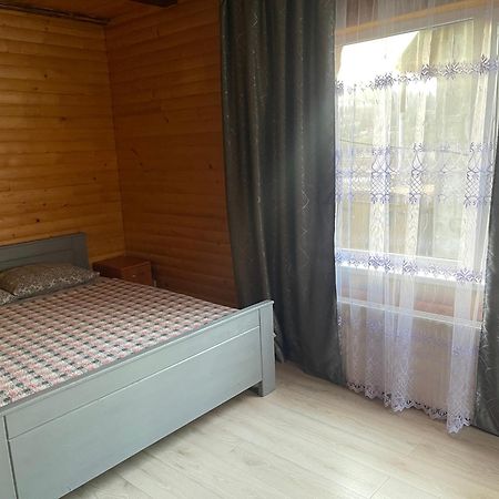 ホテル Сонячні Карпати スラブスク エクステリア 写真